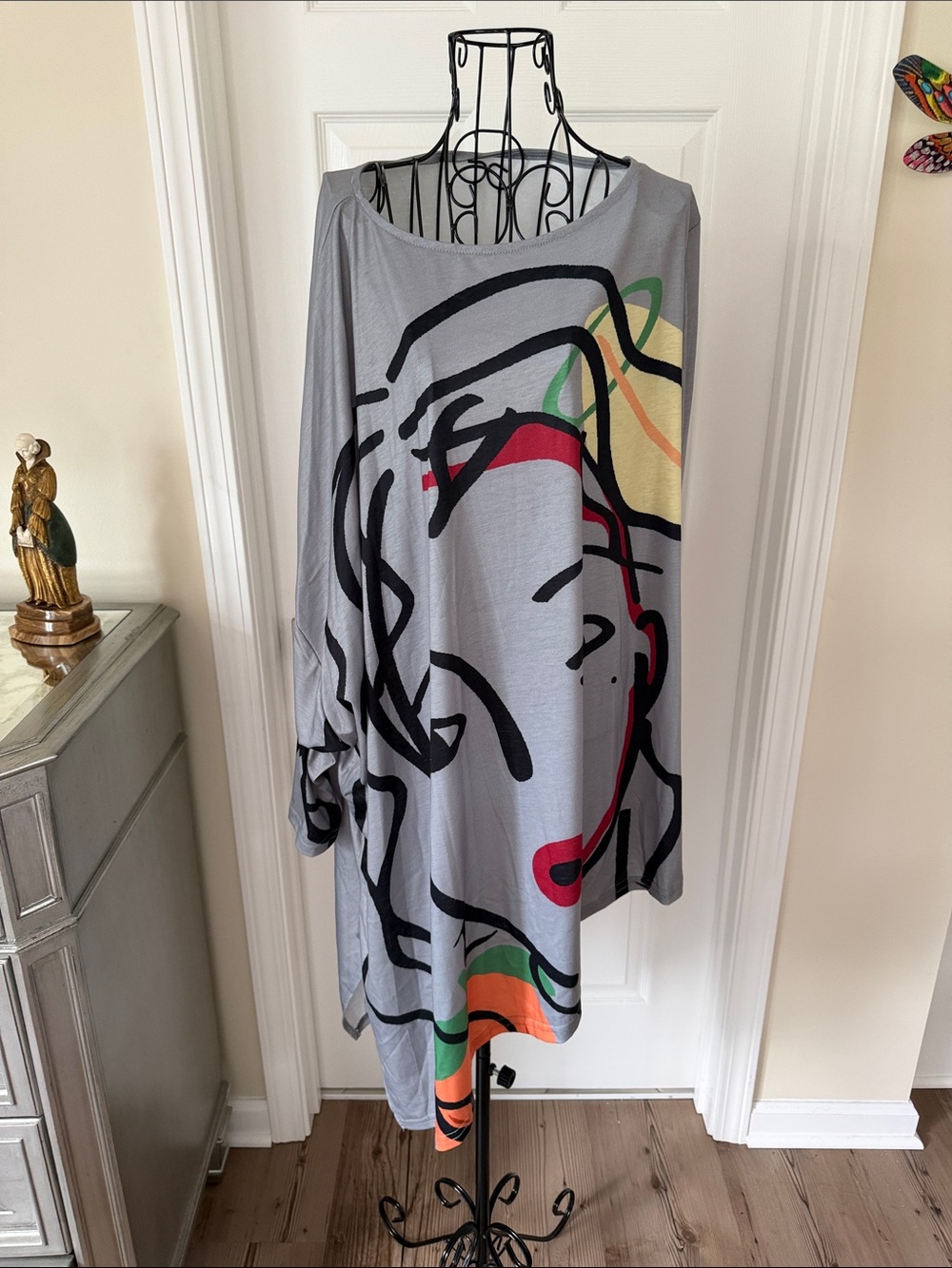 Asymmetrical Gray Abstract-Print Midi Skirt with Multicolor Accents